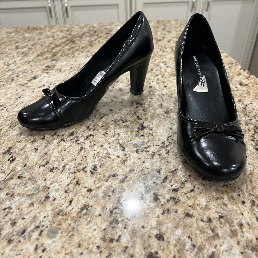 Predictions Womens Black Round Toe Bow Pumps Heels 64317 Size 5.5